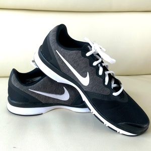 Nike TR 4 Training Athletic Shoes 653543-001